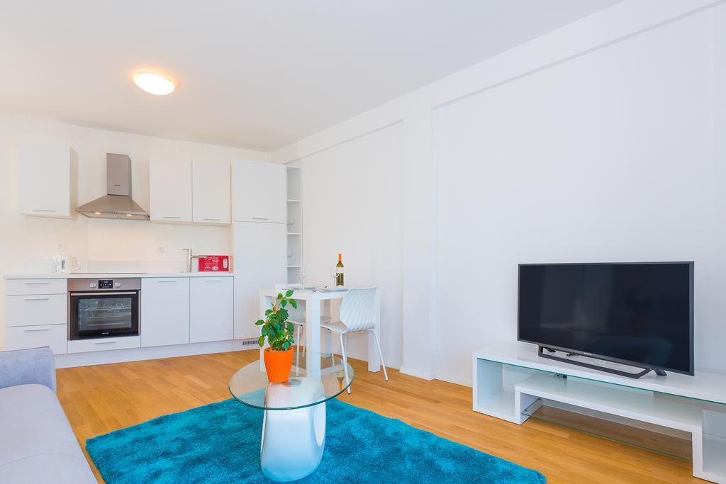 Apartments & Rooms Shark Žaborić Exteriér fotografie