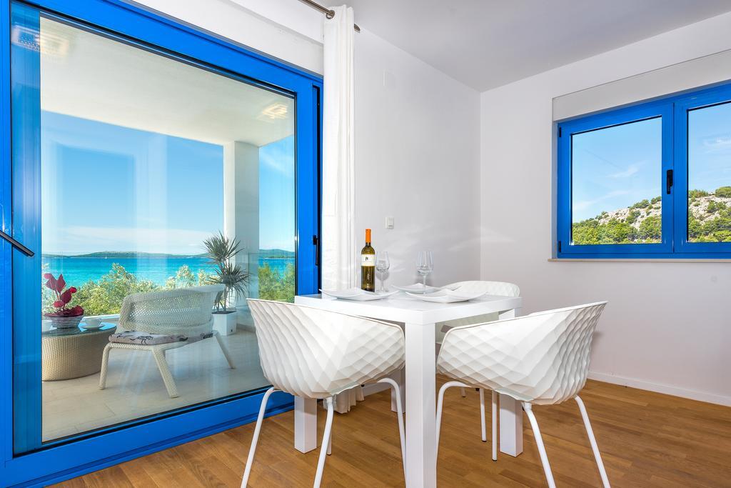 Apartments & Rooms Shark Žaborić Exteriér fotografie