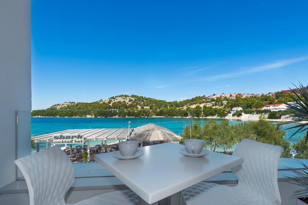 Apartments & Rooms Shark Žaborić Exteriér fotografie
