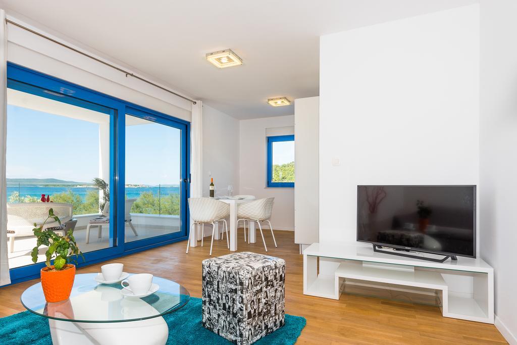 Apartments & Rooms Shark Žaborić Exteriér fotografie