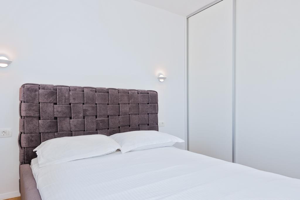 Apartments & Rooms Shark Žaborić Exteriér fotografie