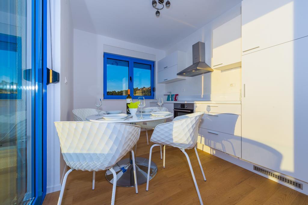 Apartments & Rooms Shark Žaborić Exteriér fotografie