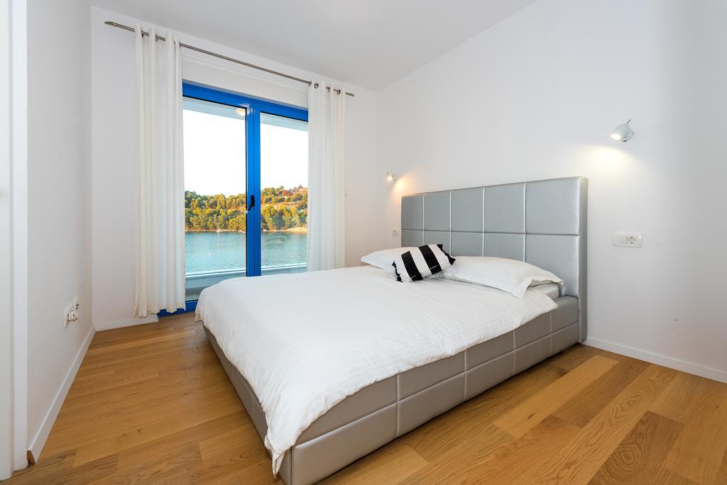 Apartments & Rooms Shark Žaborić Exteriér fotografie